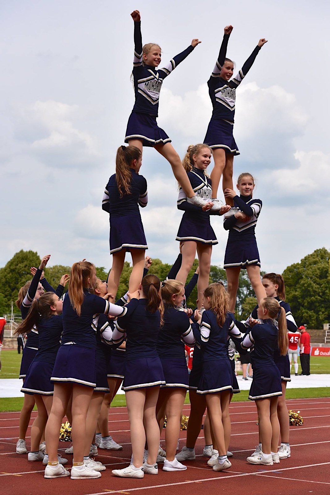 Monarchs-Cheerleader bei der JEM 2015 (Foto: Oiiver Jungnitsch)