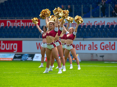 Pyromaniacs Cheerleader starten Bewerbungsverfahren für die Saison 2023 - Foto: Oliver Jungnitsch